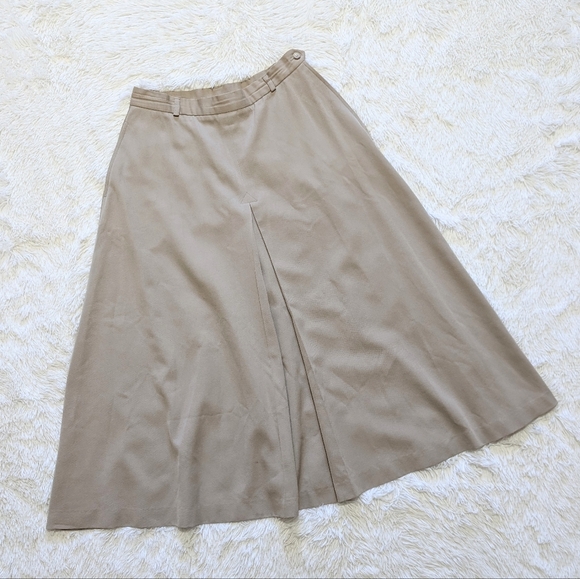 90s Ralph Lauren 100% Wool Tan Inverted Pleat Pocket Midi Skirt - Picture 2 of 11